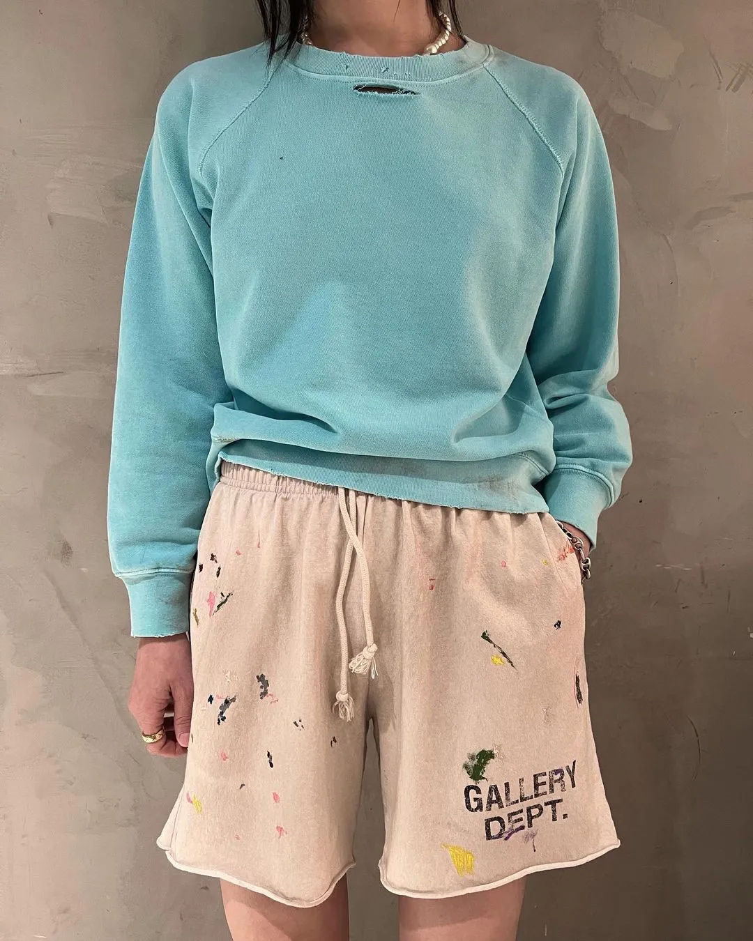 Heavy craftsmanship, the first choice for American boys in summer GALLERY DEPT. INSOMNIA SHORTS/WHITE English mud-dyed and ink-splashed shorts, off-white S-XL, super comfortable and breathable fabric, frees the lower body, heavy wash, mud-dyed and distressed, super complex ink-splashed graffiti